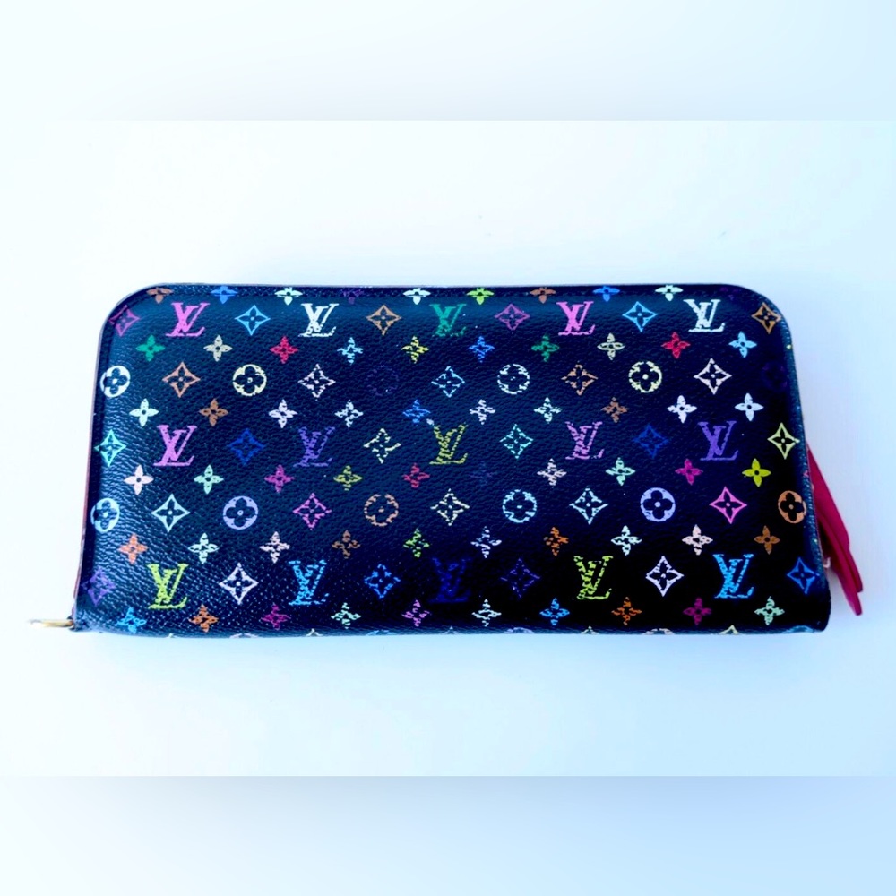Louis Vuitton Murakami Portefeuille Insolite Zip Around Wallet